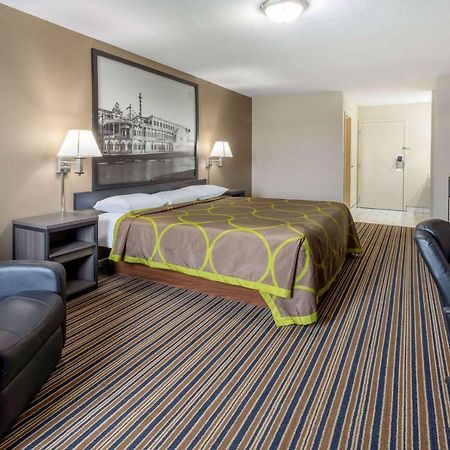 Desoto Inn & Suites Missouri Valley Exteriör bild