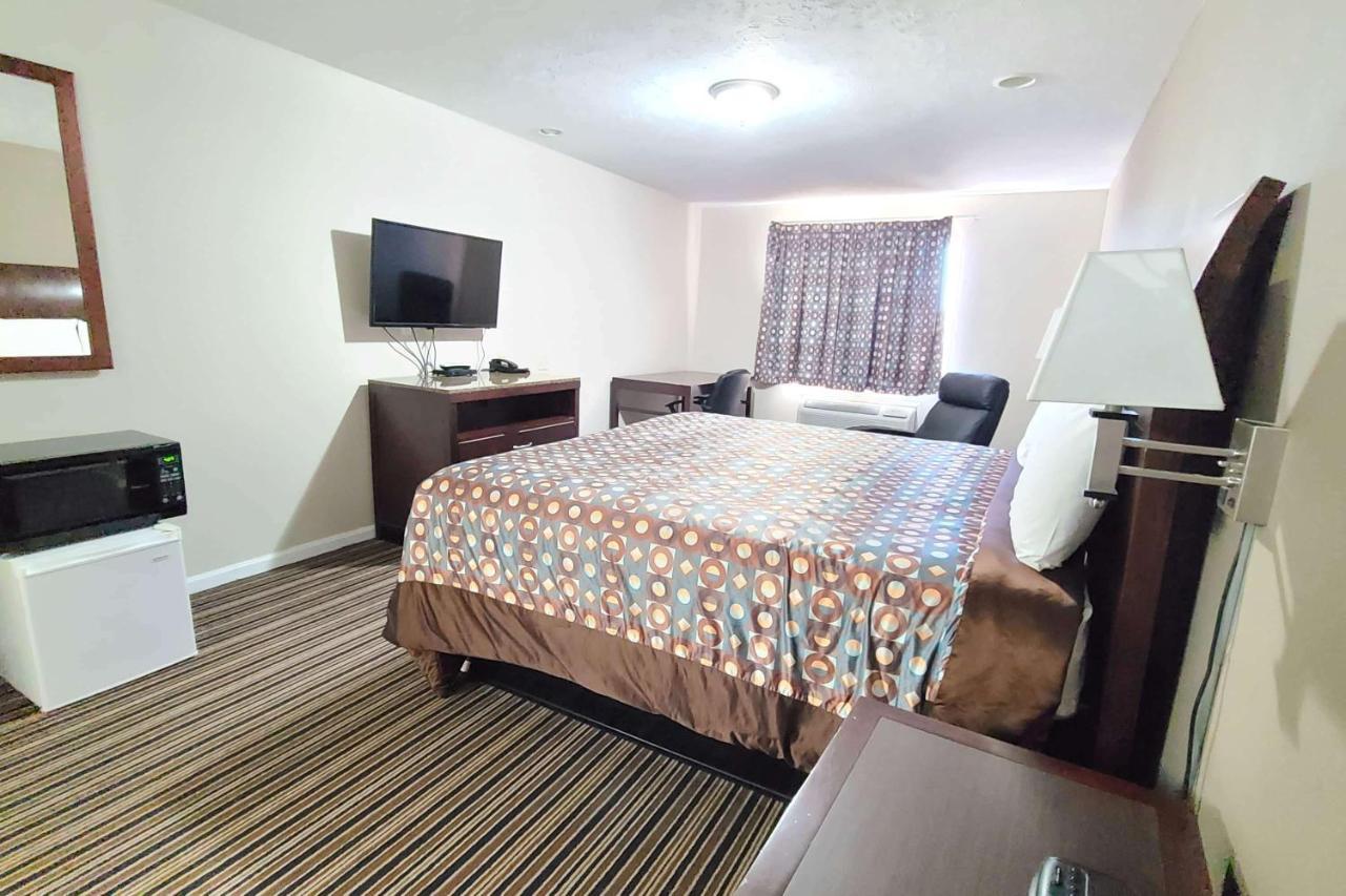 Desoto Inn & Suites Missouri Valley Exteriör bild