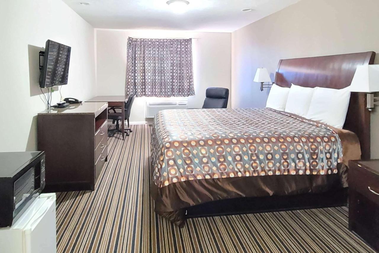 Desoto Inn & Suites Missouri Valley Exteriör bild