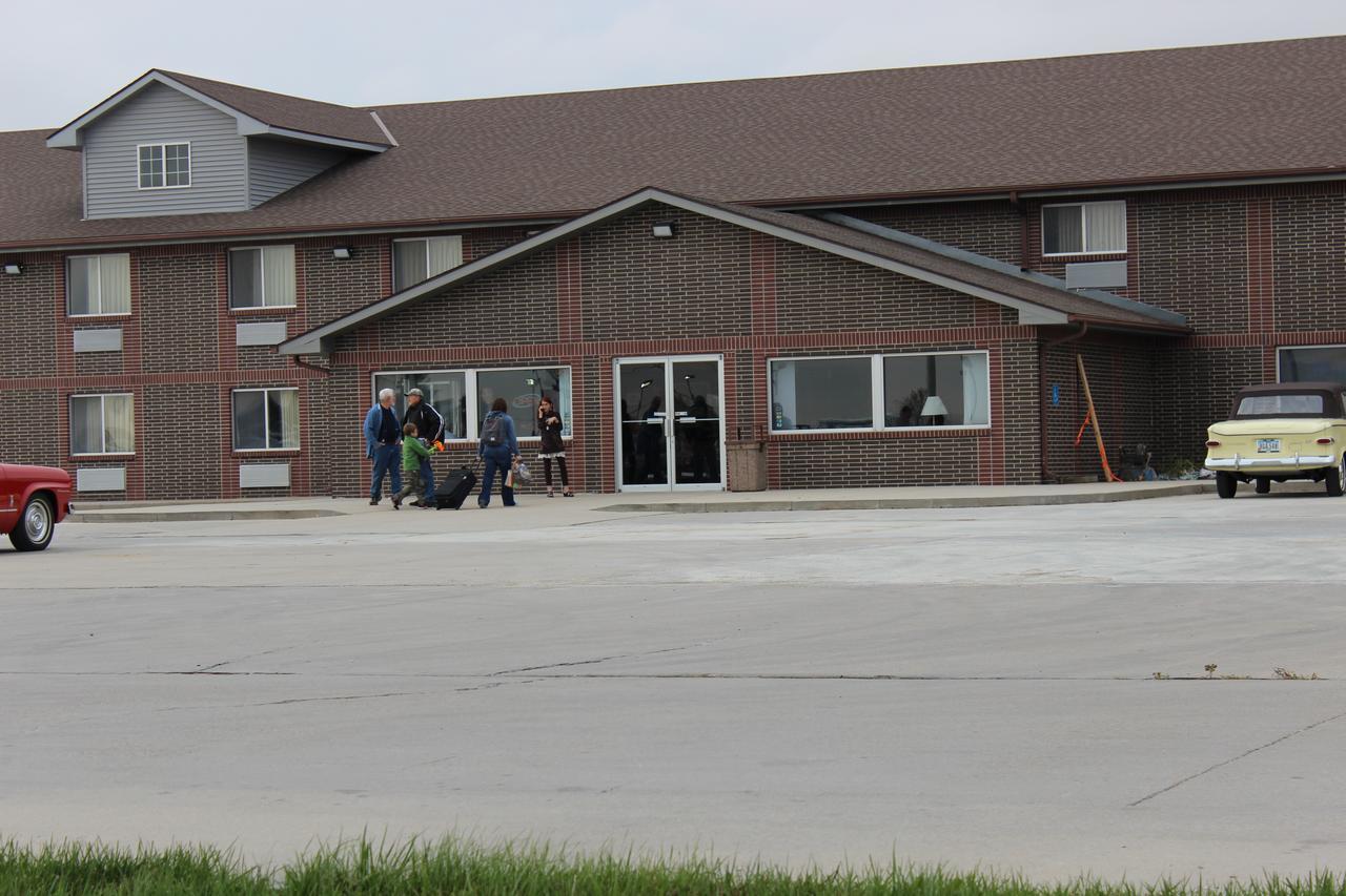Desoto Inn & Suites Missouri Valley Exteriör bild